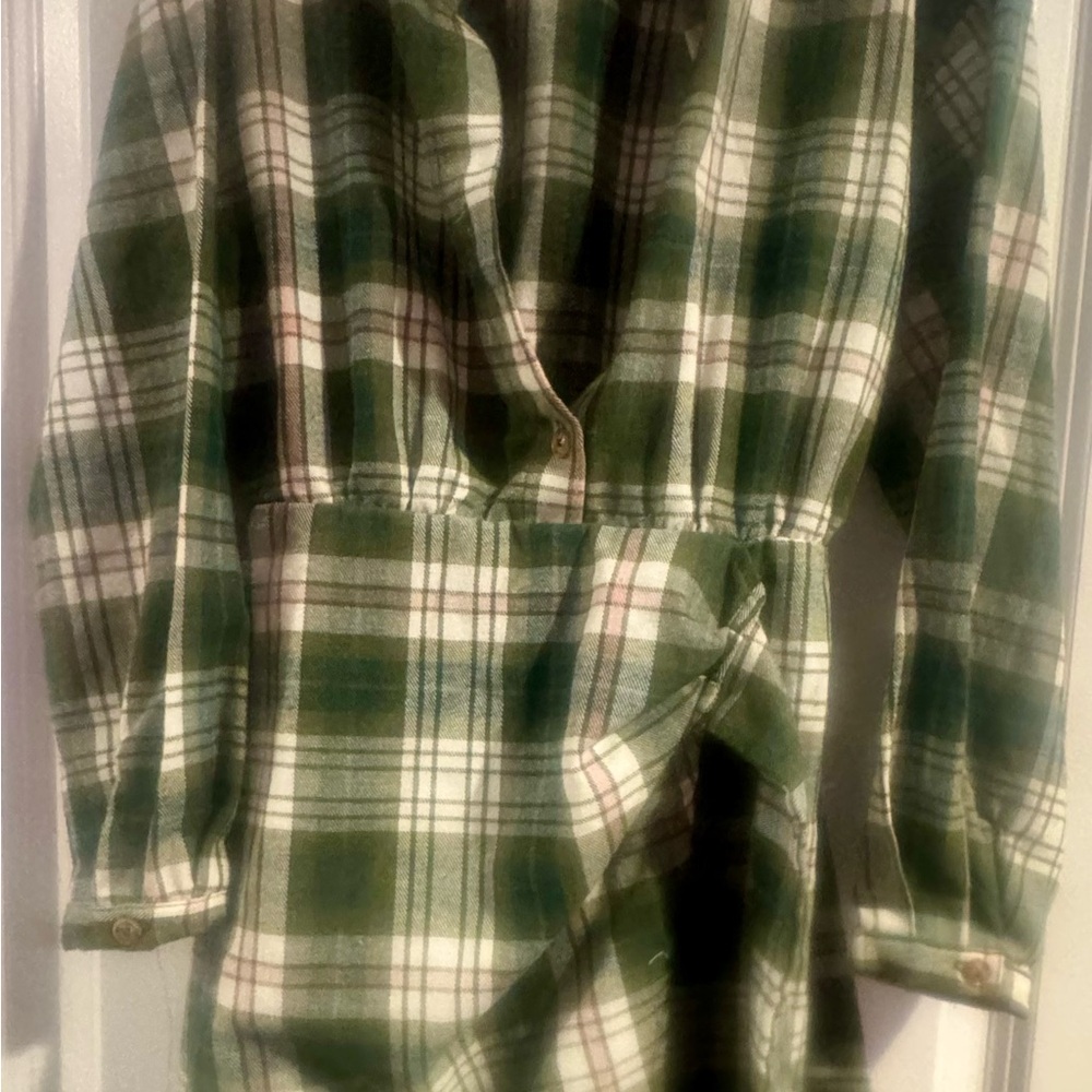 Btween Green and White Casual Dress with Eye-Catching Design